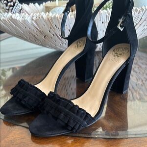 Vince Camuto Black Heeled Sandals with Ruffled Toe Strap